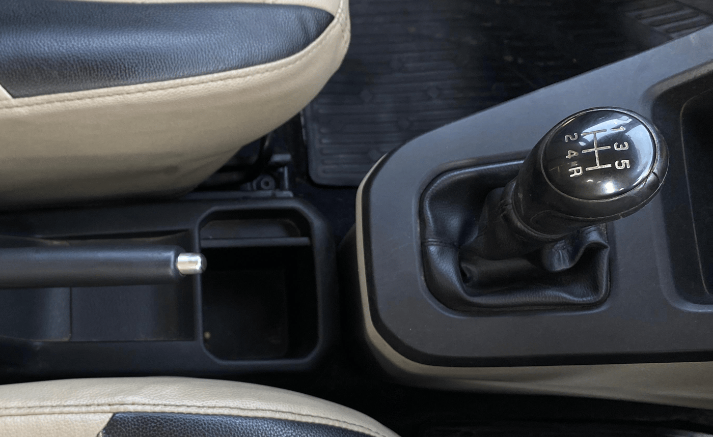 2020 Maruti New Wagon-R VXI 1.2, Petrol, Manual, 71,497 km, Gear Lever