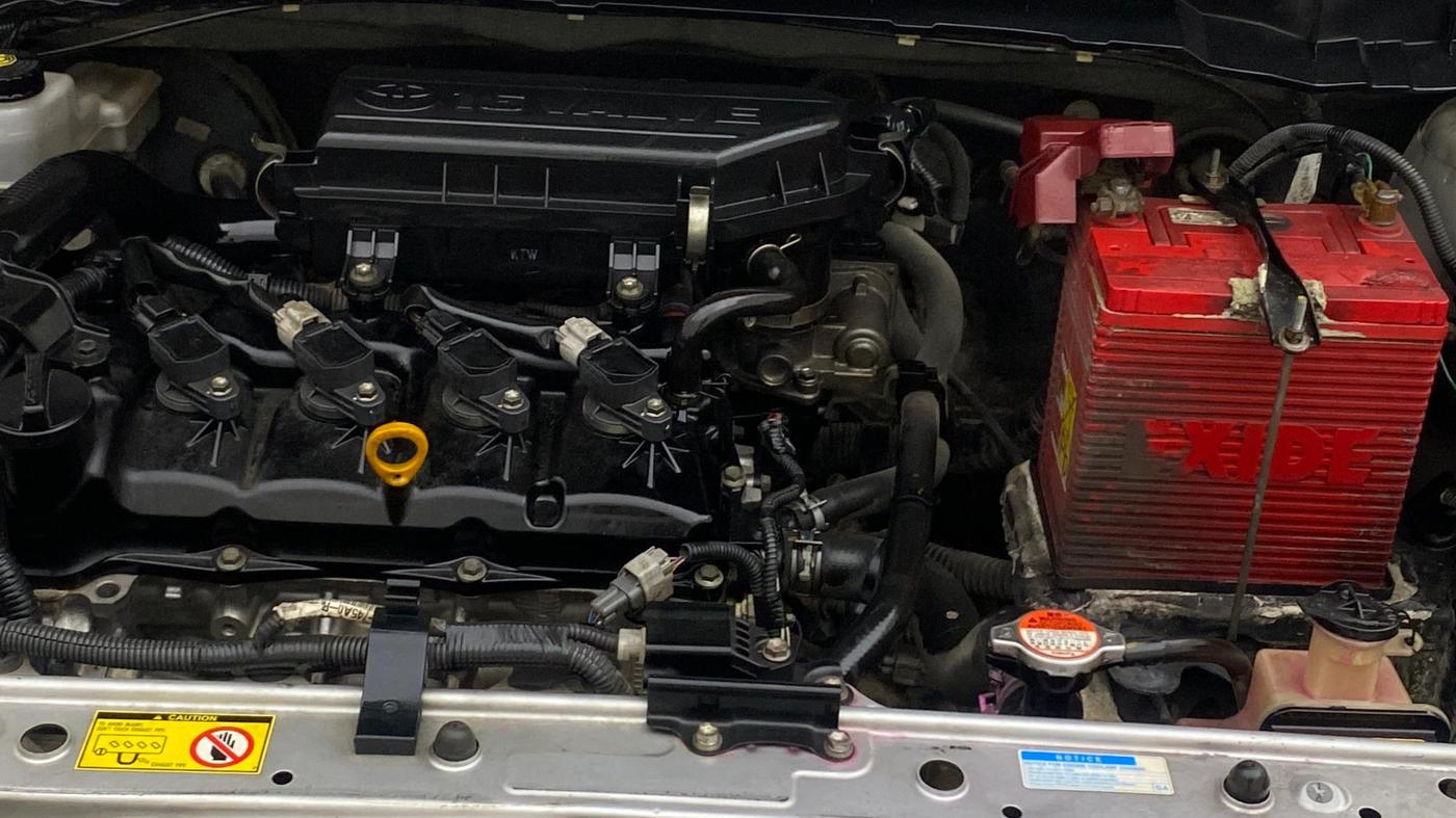 2016 Toyota Etios VX, Petrol, Manual, 90,212 km, Engine View
