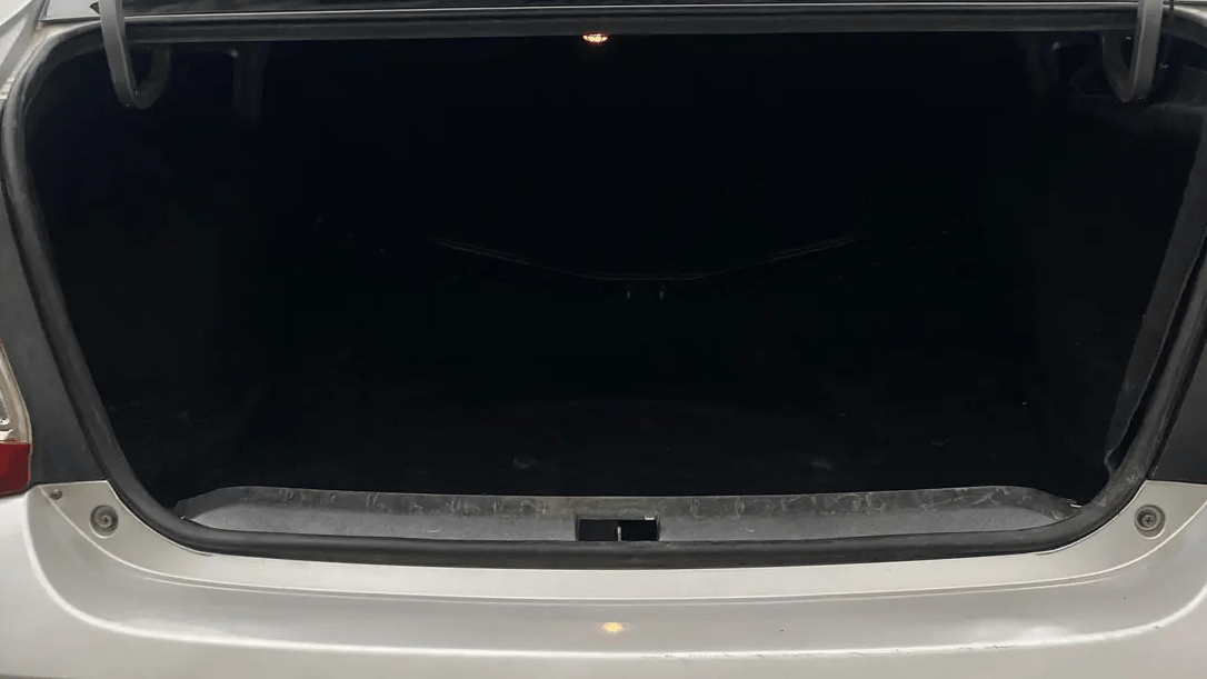 2016 Toyota Etios VX, Petrol, Manual, 90,212 km, Boot Inside