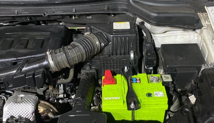 2024 Mahindra XUV 3XO AX5 1.2 L TCMPFI AT, Petrol, Automatic, 31,685 km, Engine View - Left