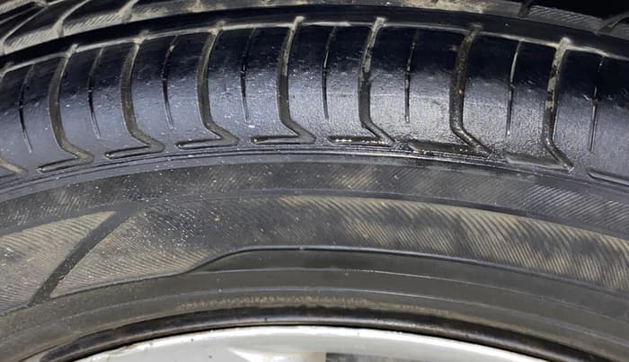 2015 Honda City 1.5L I-VTEC SV, Petrol, Manual, 32,936 km, Right Rear Tyre Tread