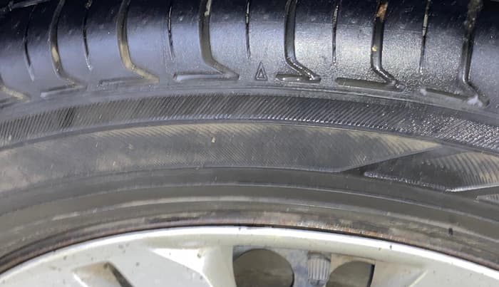 2015 Honda City 1.5L I-VTEC SV, Petrol, Manual, 32,936 km, Left Rear Tyre Tread