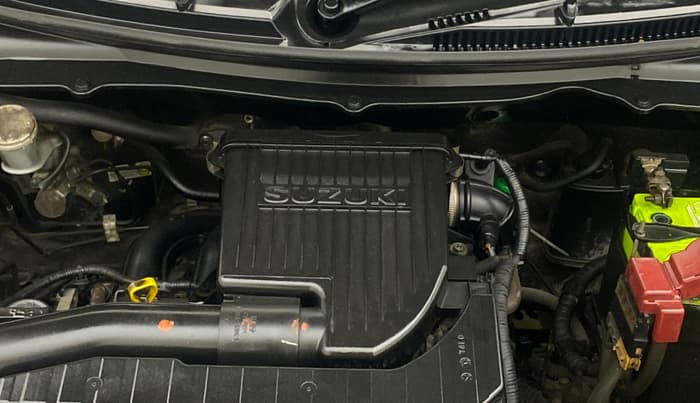 2015 Maruti Swift VXI, Petrol, Manual, 89,713 km, Engine View