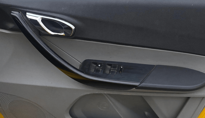 2020 Tata Tiago XZ PLUS PETROL, Petrol, Manual, 34,430 km, Driver Side Door Panels Control