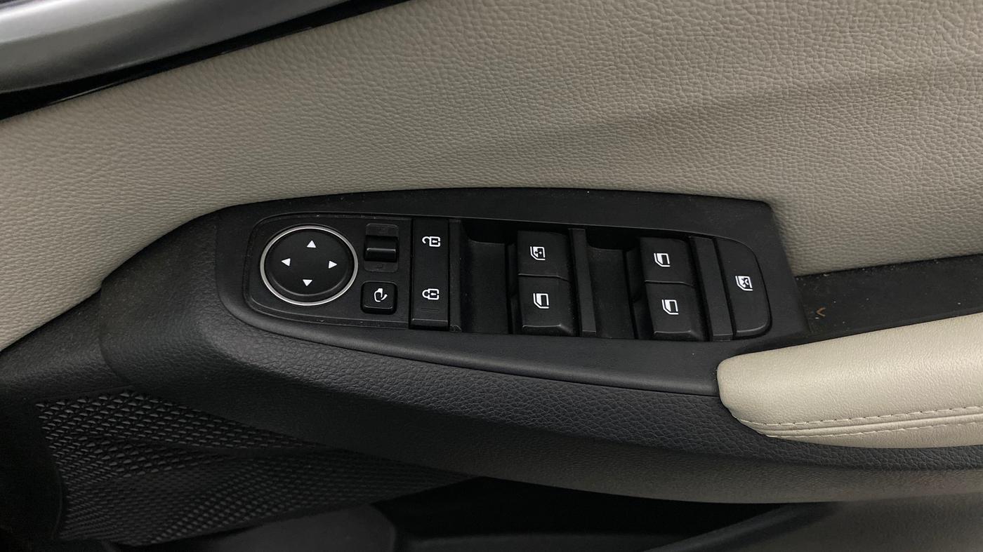 2019 KIA SELTOS HTX IVT 1.5 PETROL, Petrol, Automatic, 38,552 km, Driver Side Door Panels Control