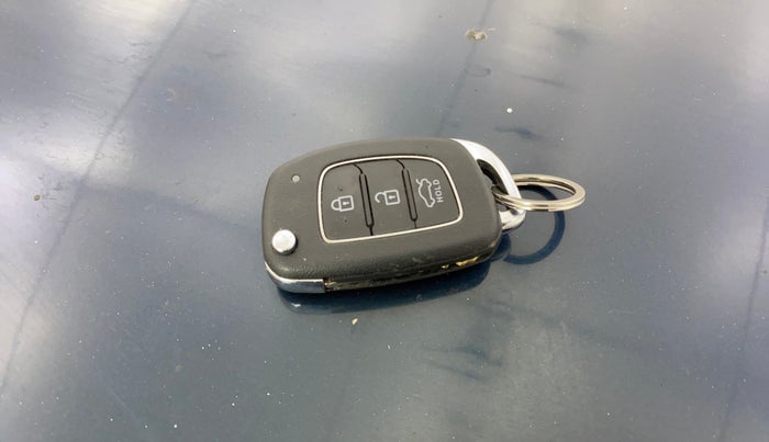 2021 Hyundai GRAND I10 NIOS SPORTZ 1.2 KAPPA VTVT, Petrol, Manual, 57,540 km, Key Close Up