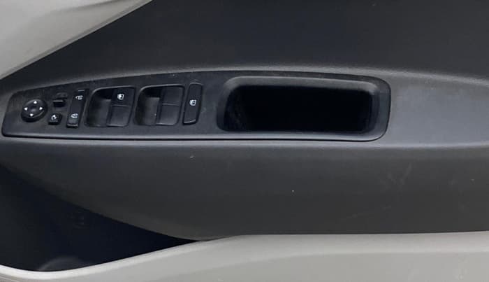 2020 Hyundai GRAND I10 NIOS SPORTZ 1.2 KAPPA VTVT, Petrol, Manual, 51,189 km, Driver Side Door Panels Control