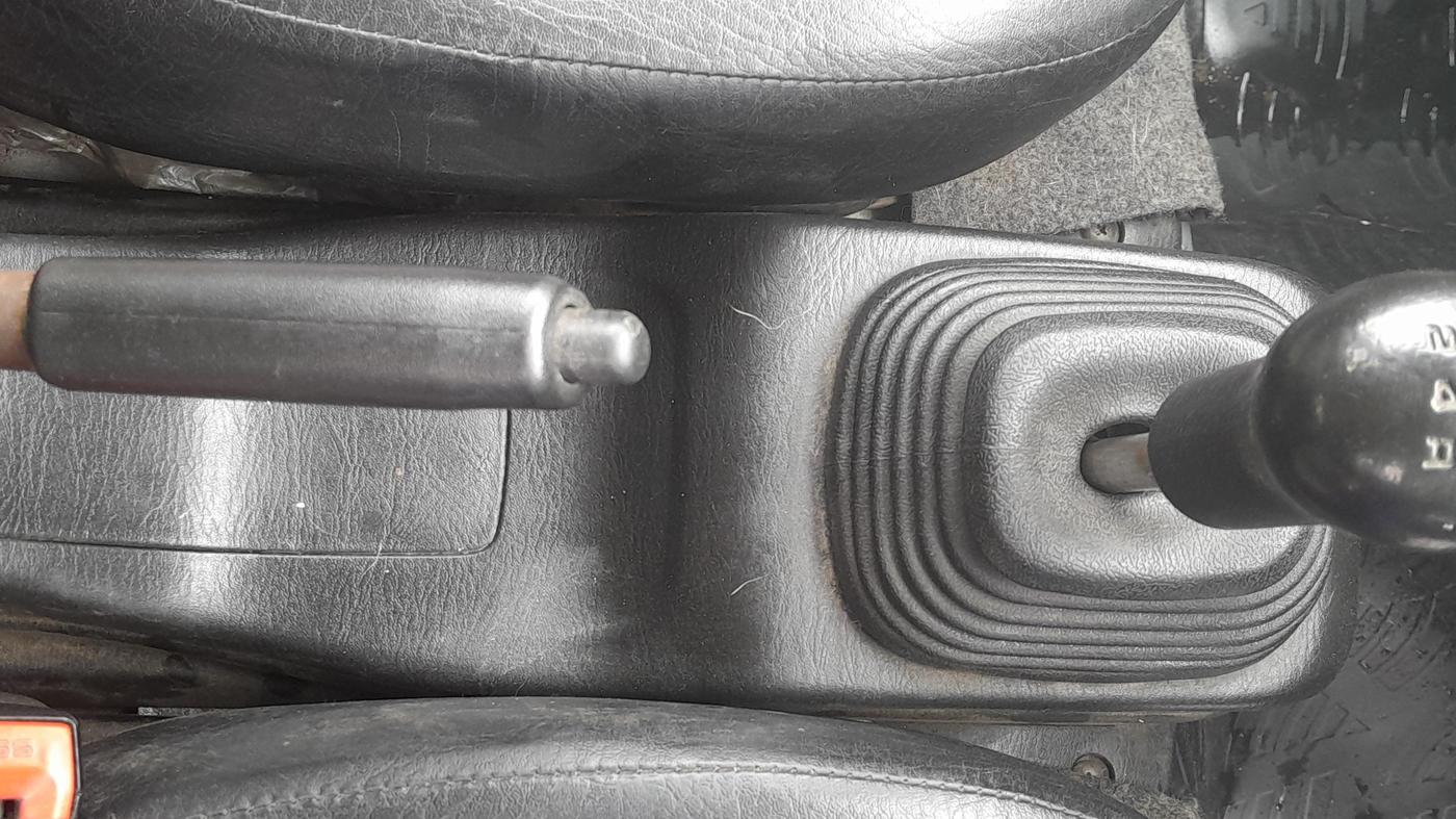 2017 Maruti Eeco 5 STR WITH A/C+HTR, Petrol, Manual, 91,404 km, Gear Lever