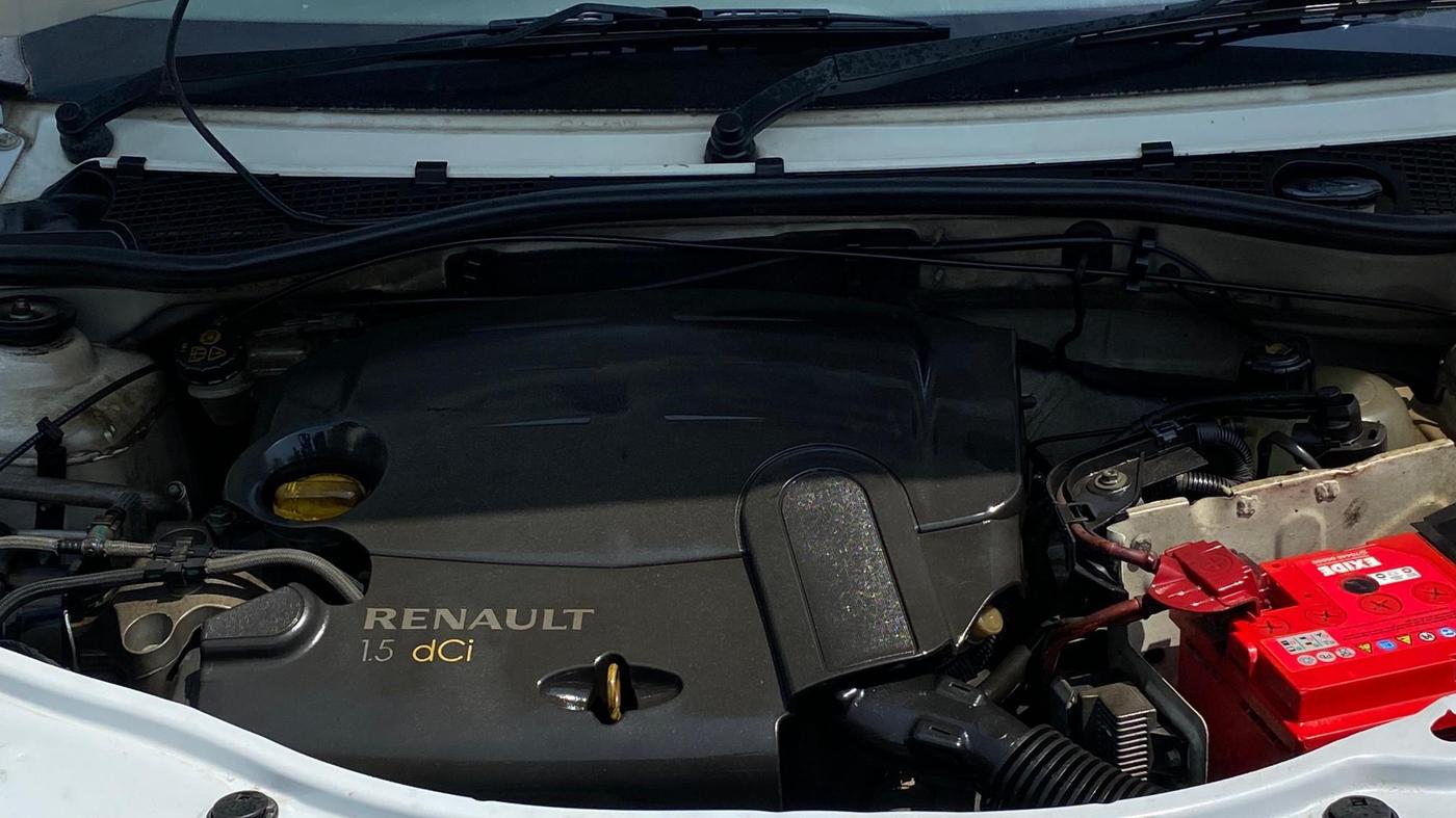 2014 Renault Duster 85 PS RXL DIESEL, Diesel, Manual, 1,36,899 km, Engine View