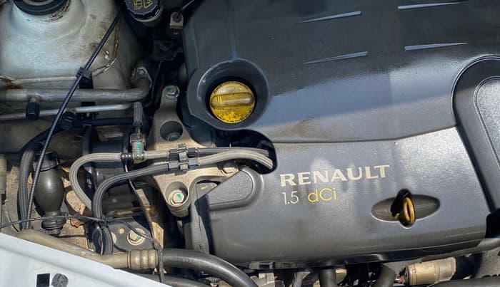 2014 Renault Duster 85 PS RXL DIESEL, Diesel, Manual, 1,36,899 km, Engine View - Right