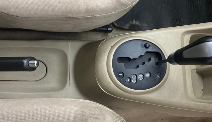 2013 Maruti A Star VXI (ABS) AT, Petrol, Automatic, 68,938 km, Gear Lever