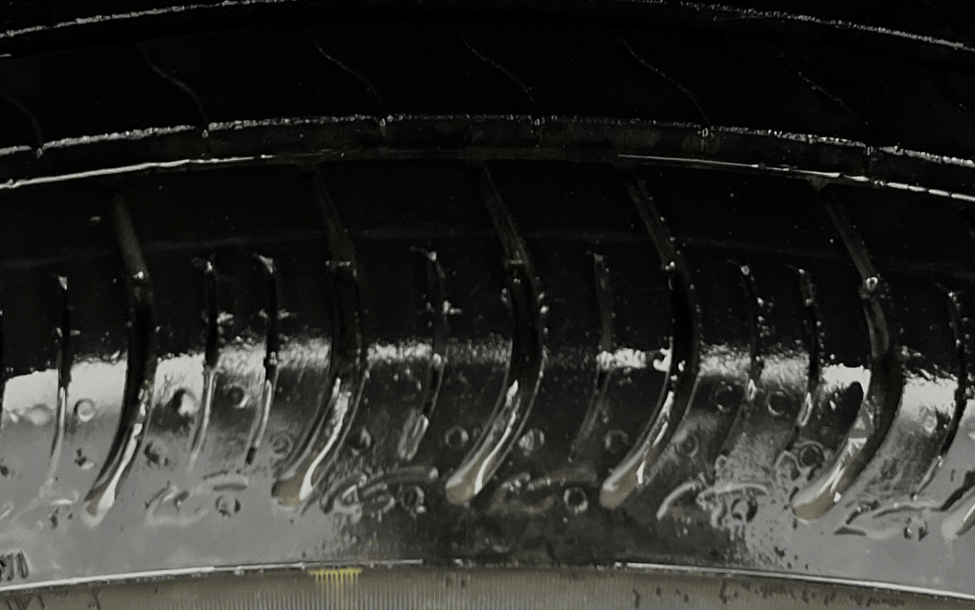 2020 Maruti S PRESSO VXI PLUS AMT, Petrol, Automatic, 17,977 km, Left Front Tyre Tread