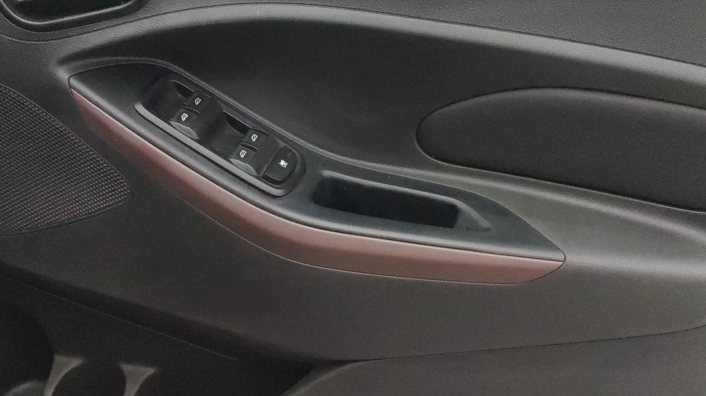 2020 Ford FREESTYLE TITANIUM PLUS 1.5 DIESEL, Diesel, Manual, 77,182 km, Driver Side Door Panels Control
