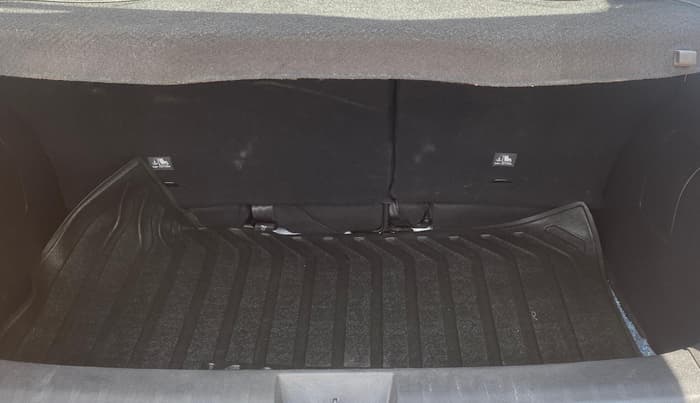 2022 Nissan MAGNITE XV PREMIUM TURBO (O) CVT, Petrol, Automatic, 91,247 km, Boot Inside