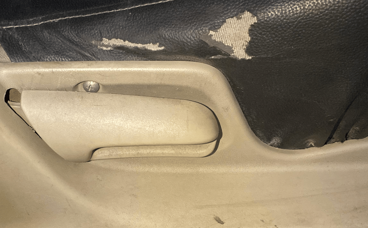 2016 Maruti Swift Dzire VXI, CNG, Manual, 96,129 km, Driver Side Adjustment Panel