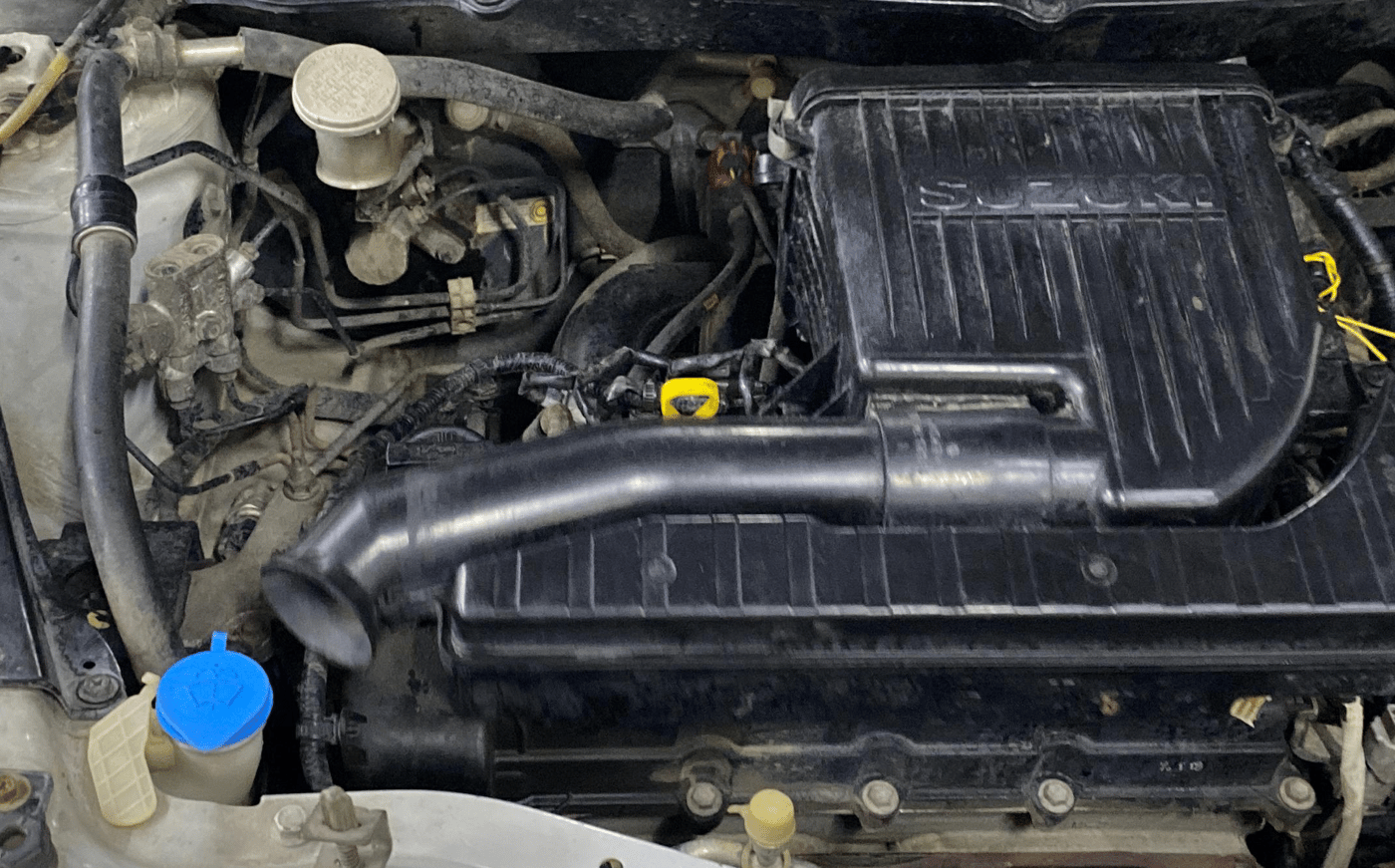 2016 Maruti Swift Dzire VXI, CNG, Manual, 96,129 km, Engine View - Right
