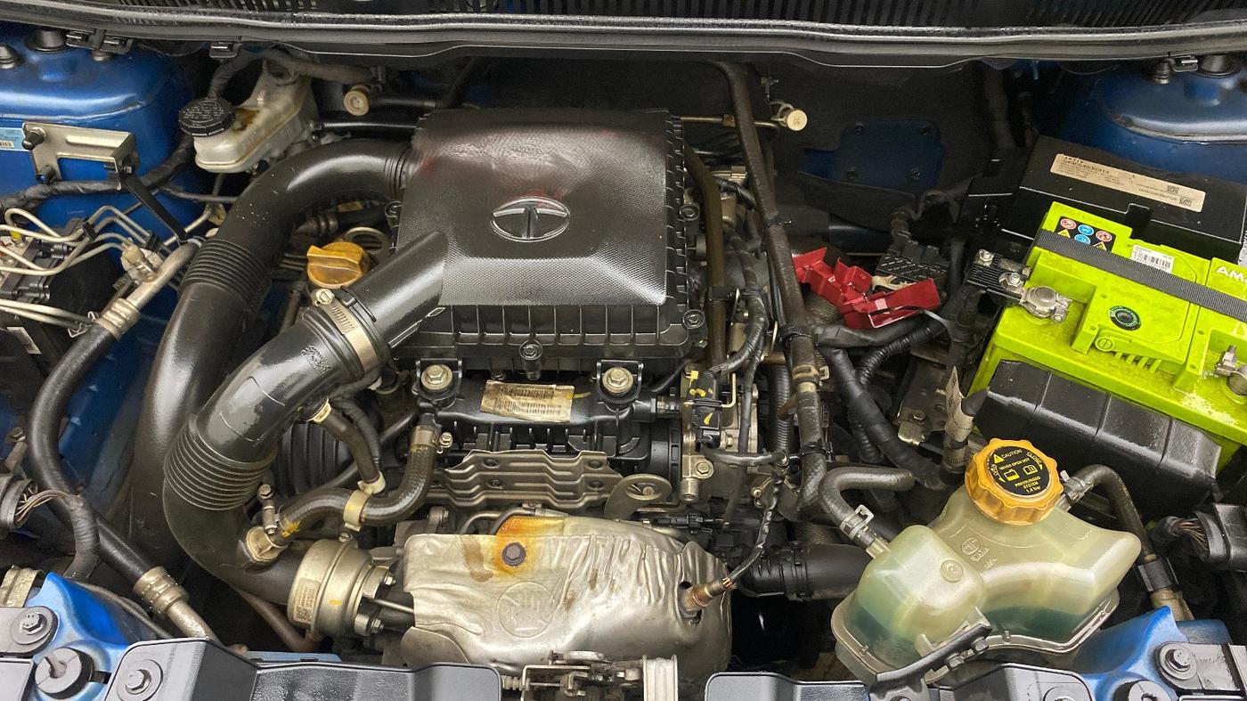 2020 Tata NEXON XZ PLUS PETROL, Petrol, Manual, 86,303 km, Engine View