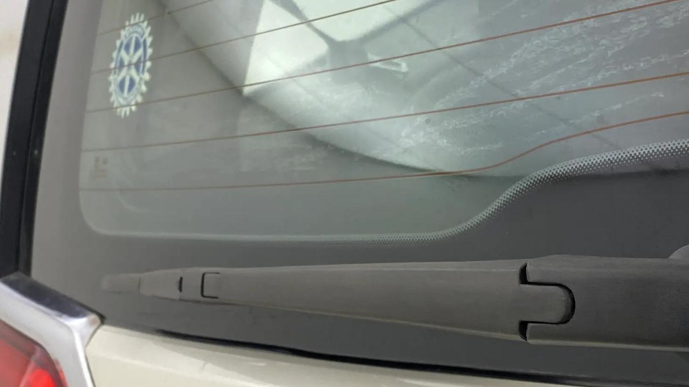 2017 Tata Hexa XTA 4X2 7 STR, Diesel, Automatic, 1,28,376 km, Rear Wiper