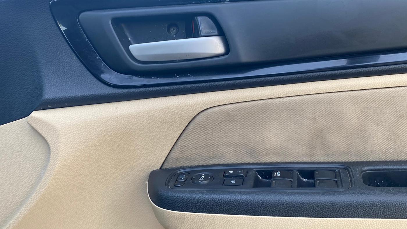 2018 Honda Amaze 1.2L I-VTEC VX, Petrol, Manual, 75,874 km, Driver Side Door Panels Control