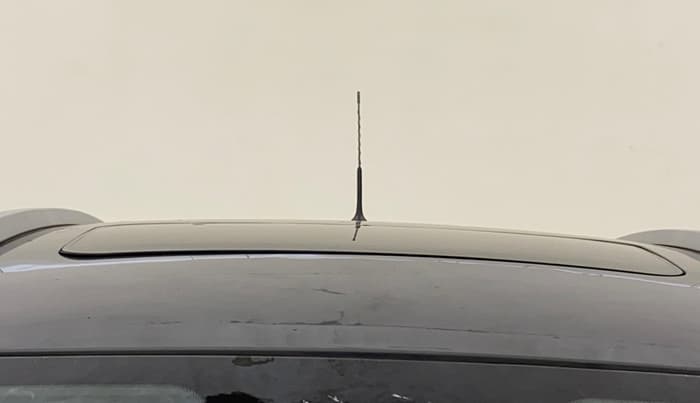 2022 Tata NEXON XM SUNROOF PETROL, Petrol, Manual, 1,15,552 km, Moonroof/ Sunroof