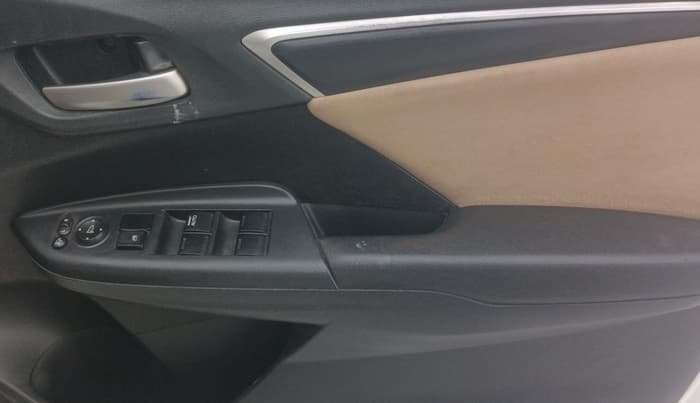 2018 Honda Jazz 1.2L I-VTEC V, Petrol, Manual, 72,397 km, Driver Side Door Panels Control