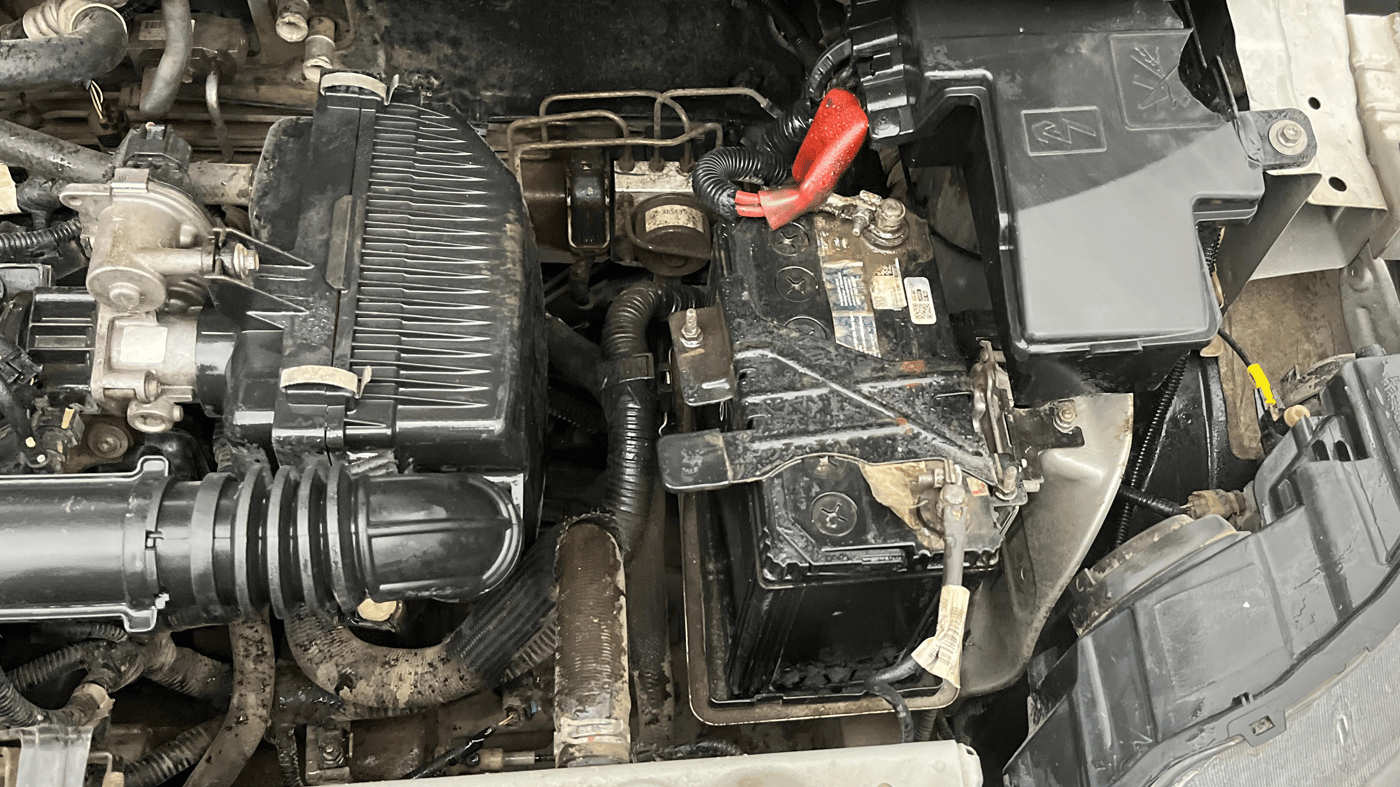 2022 Renault TRIBER RXT, Petrol, Manual, 83,843 km, Engine View - Left