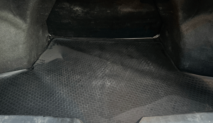 2018 Maruti Ciaz ZETA AT 1.5  SHVS PETROL, Petrol, Automatic, 93,414 km, Boot Inside