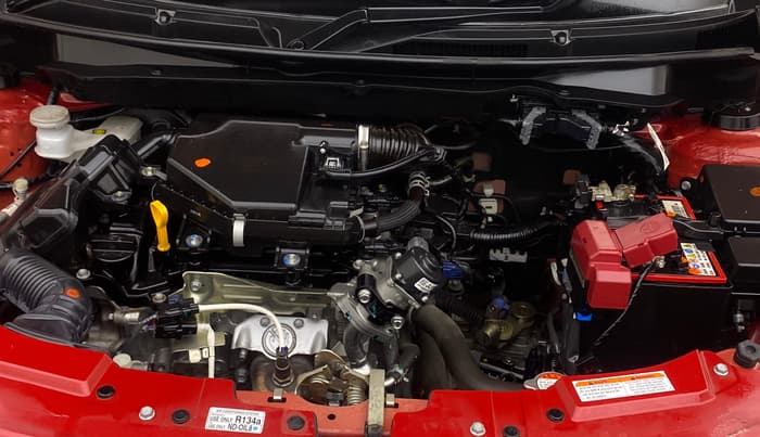 2025 Maruti Swift VXi, Petrol, Manual, 1,444 km, Engine View