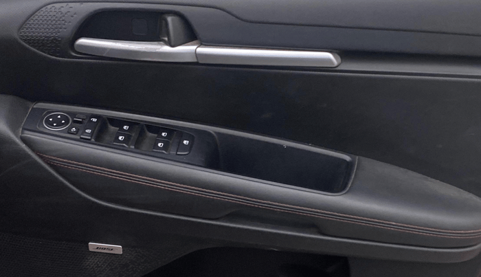 2021 KIA SONET GTX PLUS 1.5 AT, Diesel, Automatic, 94,312 km, Driver Side Door Panels Control