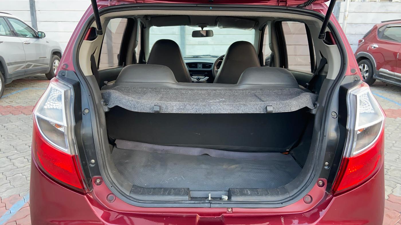 2017 Maruti Alto K10 VXI (O) AMT, Petrol, Automatic, 81,796 km, Boot Inside
