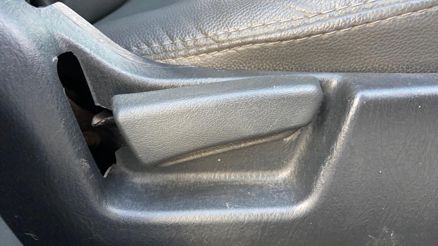 2017 Maruti Alto K10 VXI (O) AMT, Petrol, Automatic, 81,796 km, Driver Side Adjustment Panel