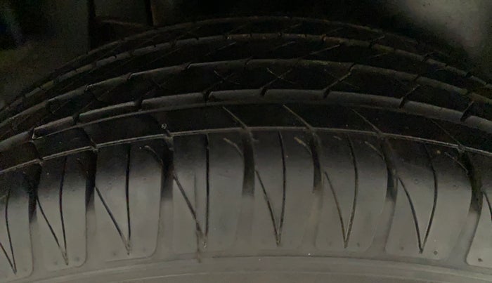 2020 Maruti Vitara Brezza ZXI PLUS, Petrol, Manual, 4,883 km, Right Rear Tyre Tread