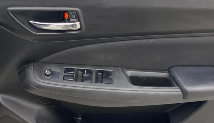 2019 Maruti Swift VXI, Petrol, Manual, 1,15,082 km, Driver Side Door Panels Control