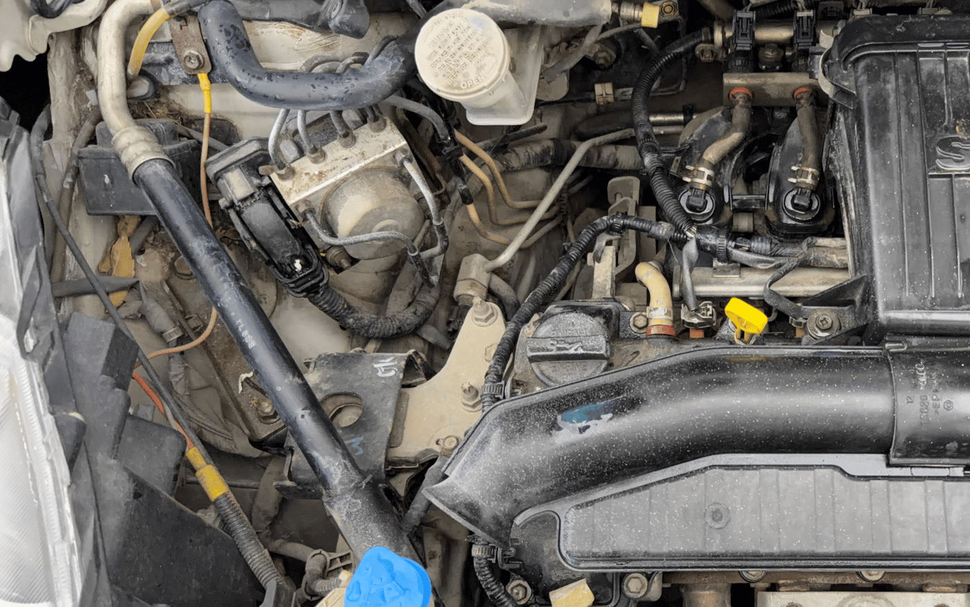 2016 Maruti Ertiga VXI CNG, CNG, Manual, 99,370 km, Engine View - Right