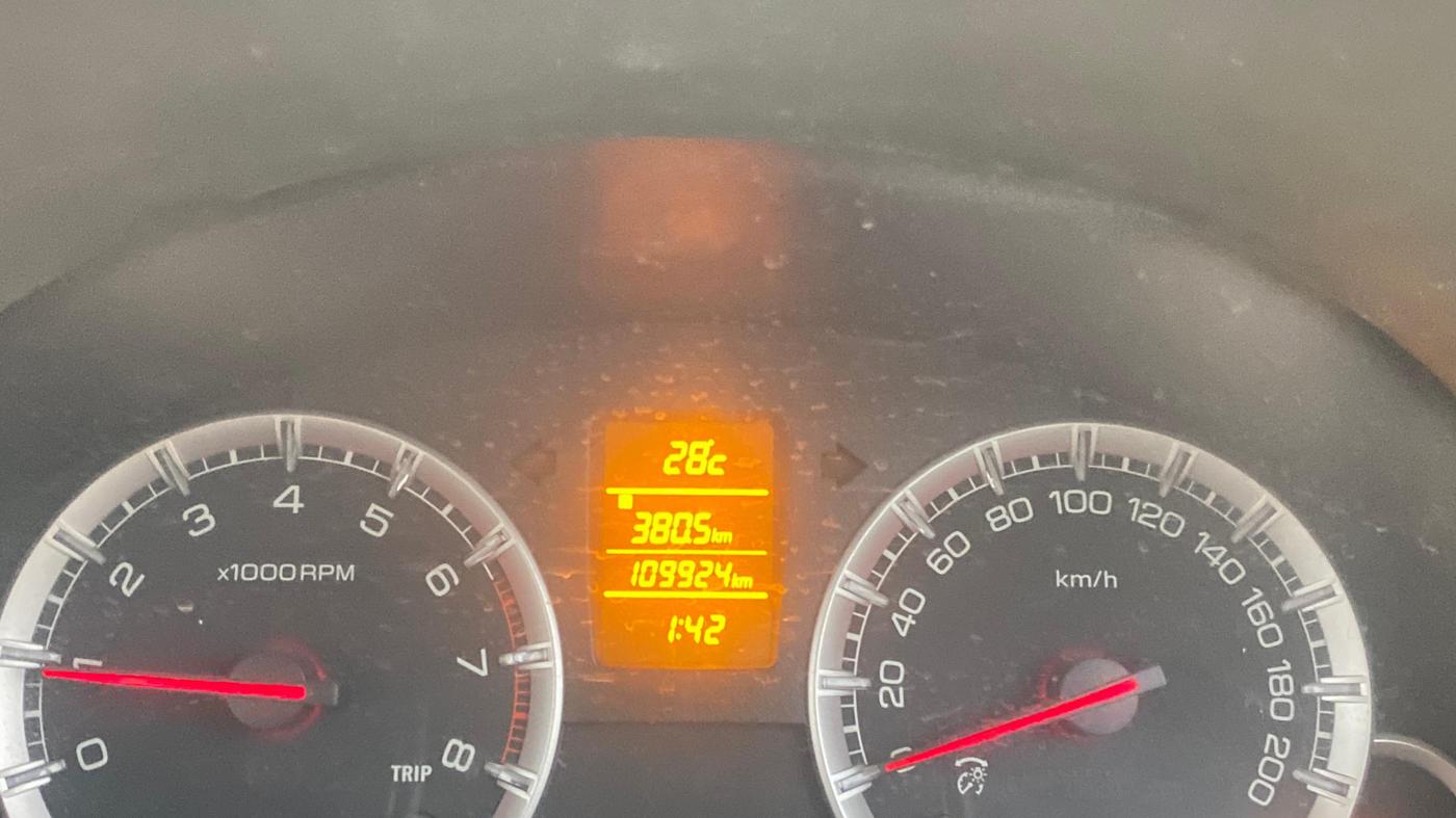 2014 Maruti Ertiga ZXI, Petrol, Manual, 1,09,924 km, Odometer Image