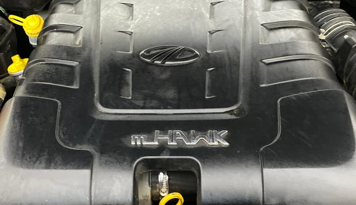 2018 Mahindra XUV500 W11 AT, Diesel, Automatic, 29,981 km, Engine View