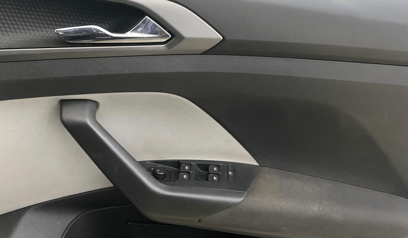 2022 Skoda KUSHAQ AMBITION 1.0L TSI MT, Petrol, Manual, 48,424 km, Driver Side Door Panels Control