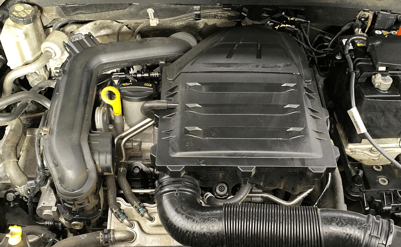 2022 Skoda KUSHAQ AMBITION 1.0L TSI MT, Petrol, Manual, 48,424 km, Engine View