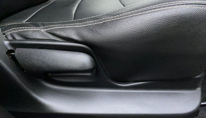 2016 Maruti Swift VDI ABS, Diesel, Manual, 98,978 km, Driver Side Adjustment Panel