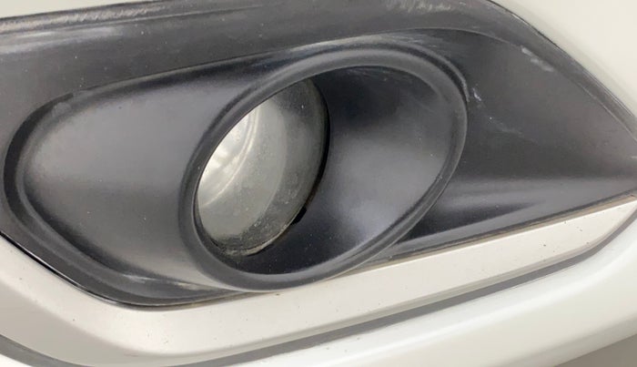 2016 Maruti Swift VDI ABS, Diesel, Manual, 98,978 km, Right fog light - Not working