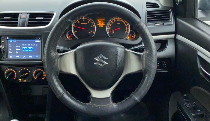 2016 Maruti Swift VDI ABS, Diesel, Manual, 98,978 km, Steering Wheel Close Up
