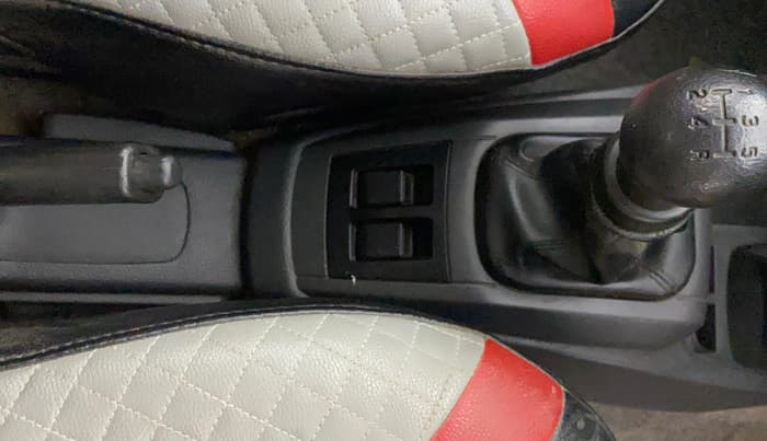 2019 Maruti Alto 800 LXI, Petrol, Manual, 31,027 km, Gear Lever