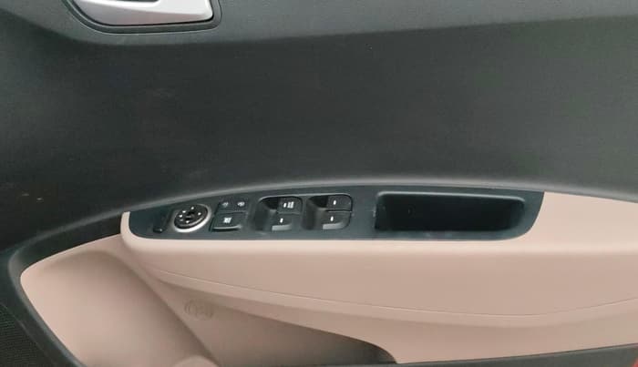2017 Hyundai Grand i10 SPORTZ (O) 1.2 KAPPA VTVT, Petrol, Manual, 56,988 km, Driver Side Door Panels Control