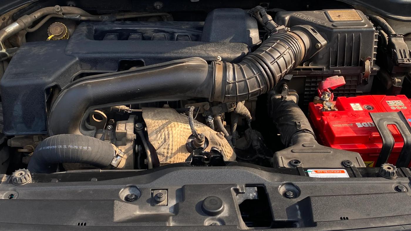 2021 Mahindra XUV300 W8 (O) 1.5 DIESEL, Diesel, Manual, 80,893 km, Engine View