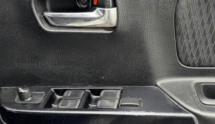 2014 Maruti Wagon R Stingray VXI, Petrol, Manual, 1,13,266 km, Driver Side Door Panels Control