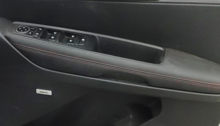 2023 KIA SONET GTX PLUS 1.0 IMT, Petrol, Manual, 20,605 km, Driver Side Door Panels Control