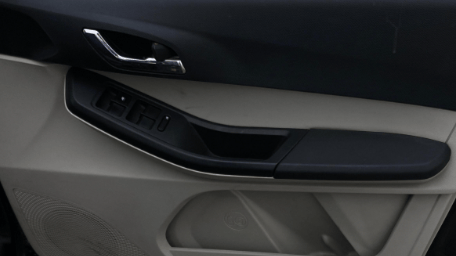 2022 Tata Tiago XZ PLUS PETROL, Petrol, Manual, 50,880 km, Driver Side Door Panels Control