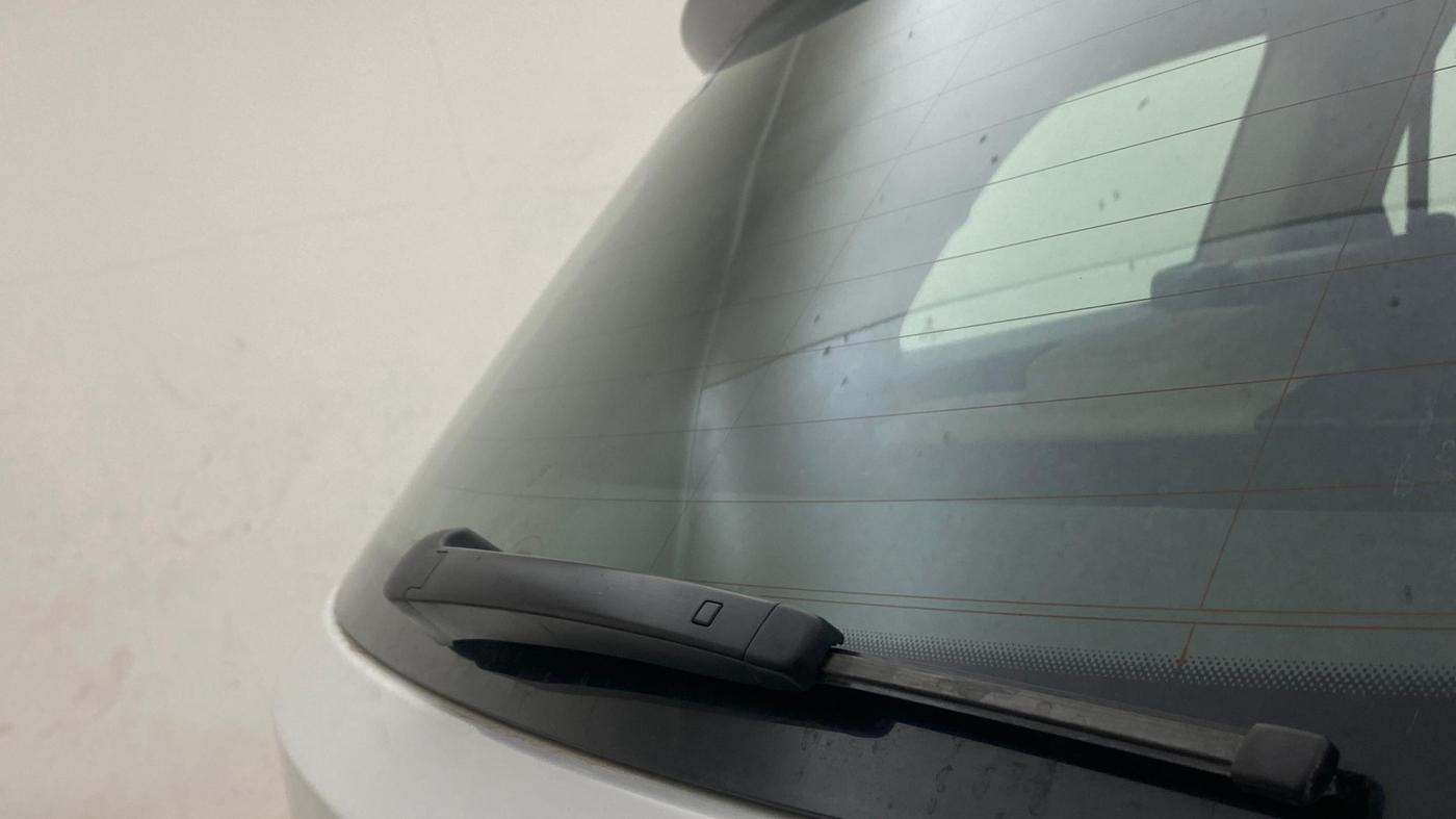 2018 Skoda Kodiaq L&K 2.0 TDI 4X4 AT, Diesel, Automatic, 1,29,281 km, Rear Wiper