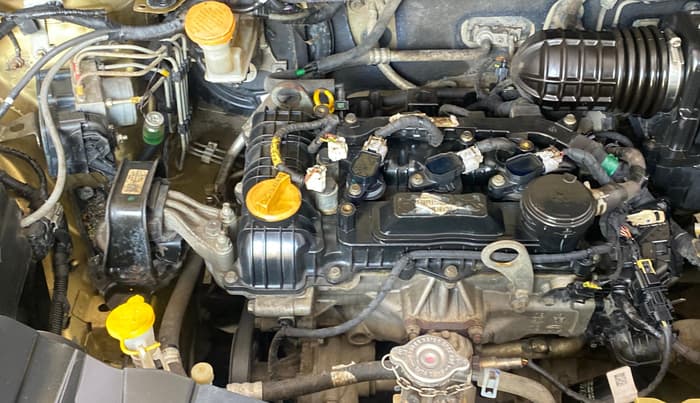 2020 Tata ALTROZ XZ PETROL, Petrol, Manual, 34,743 km, Engine View - Right