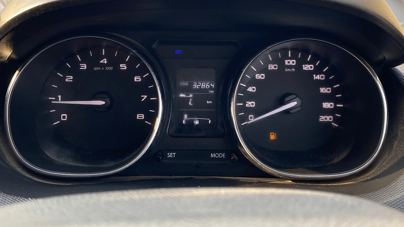 2018 Tata Tiago XZ PETROL, Petrol, Manual, 32,855 km, Odometer Image
